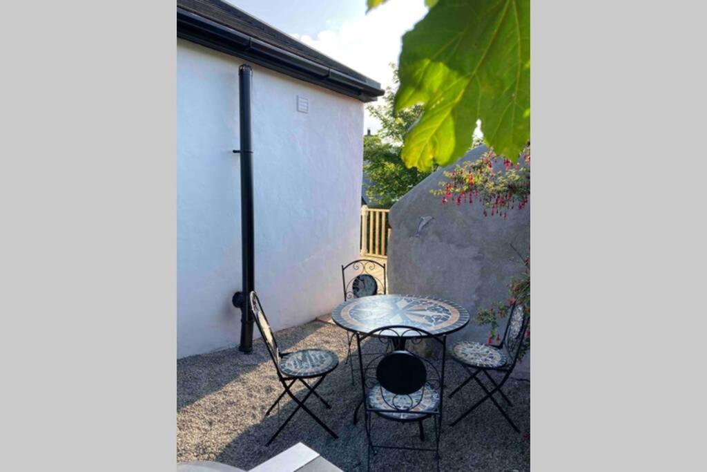 Coolnasmear Dungarvan,Beautiful Cottage Near Comeragh Mountains מראה חיצוני תמונה
